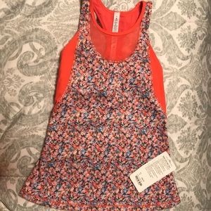 NWT lululemon Mesh With Me Tank - size 6